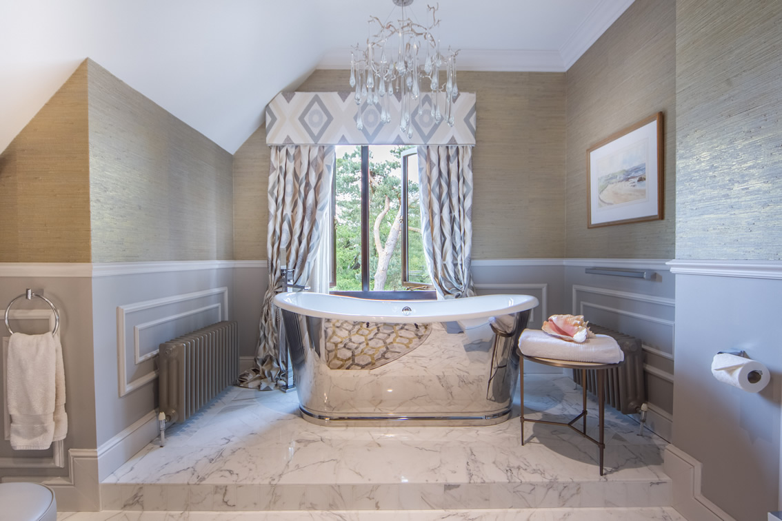 Luxury Freestanding Bath
