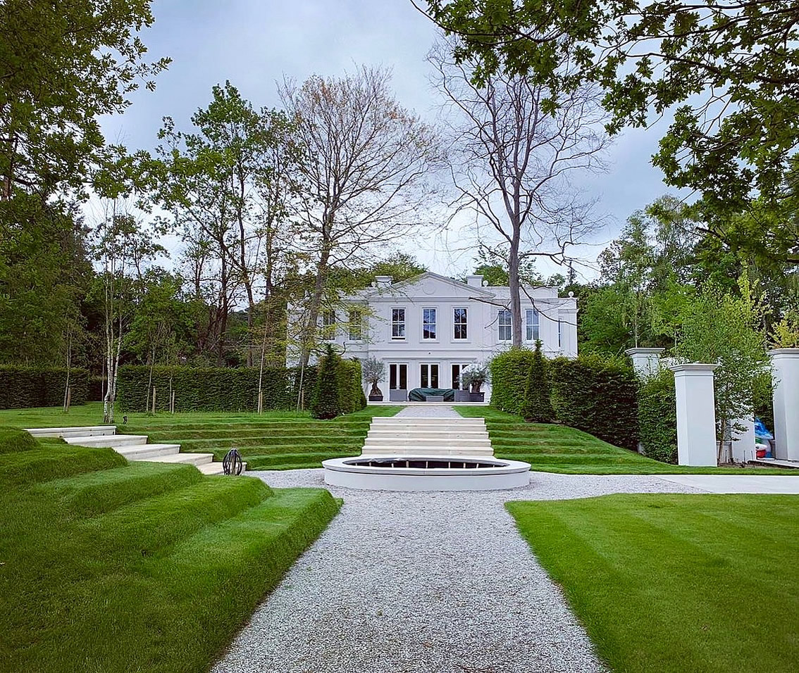 Beautiful Landscaped Gardens