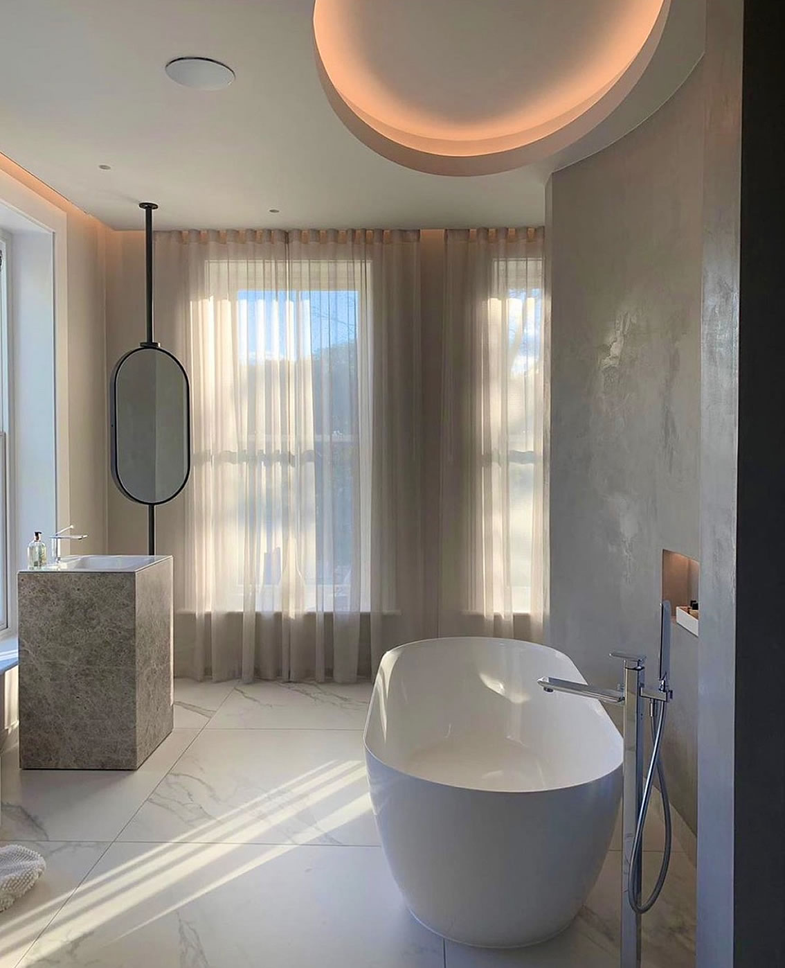 Stunning Modern Bathroom