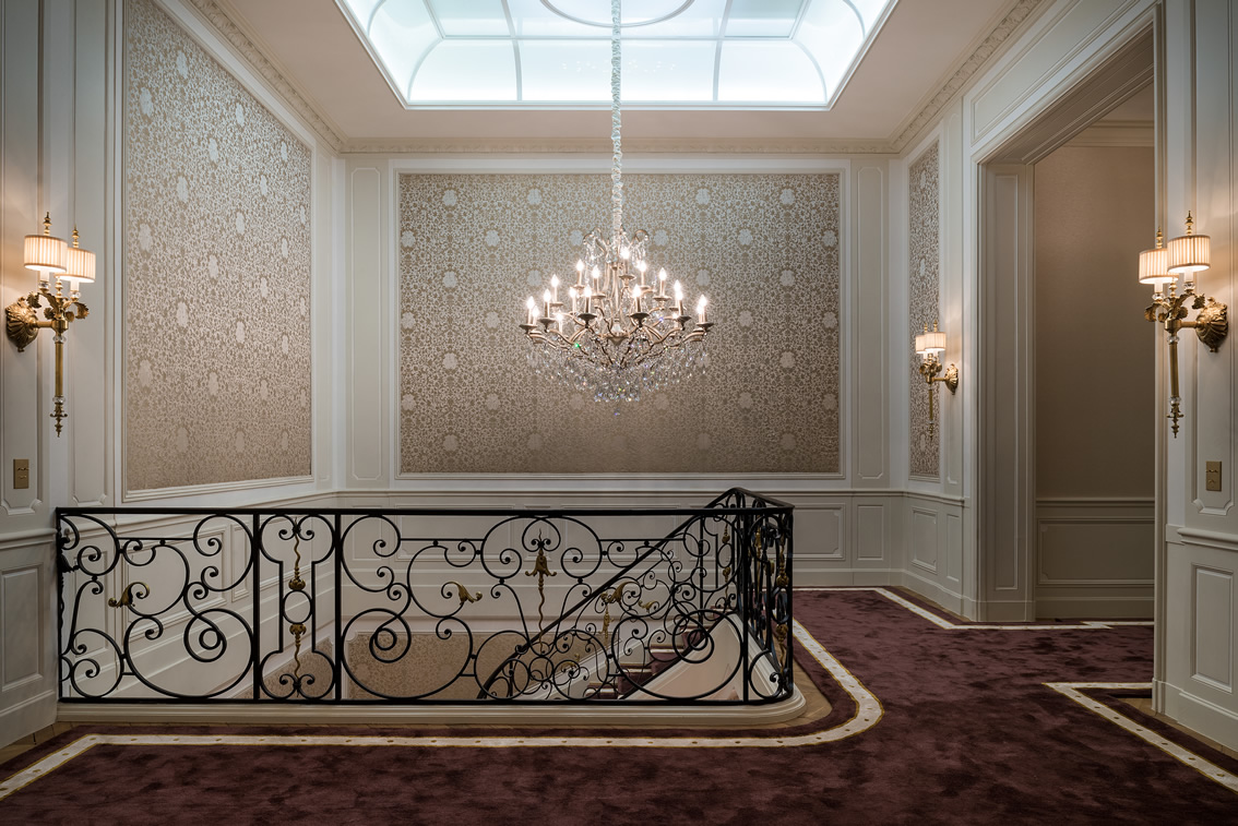 Impressive Landing and Staircase