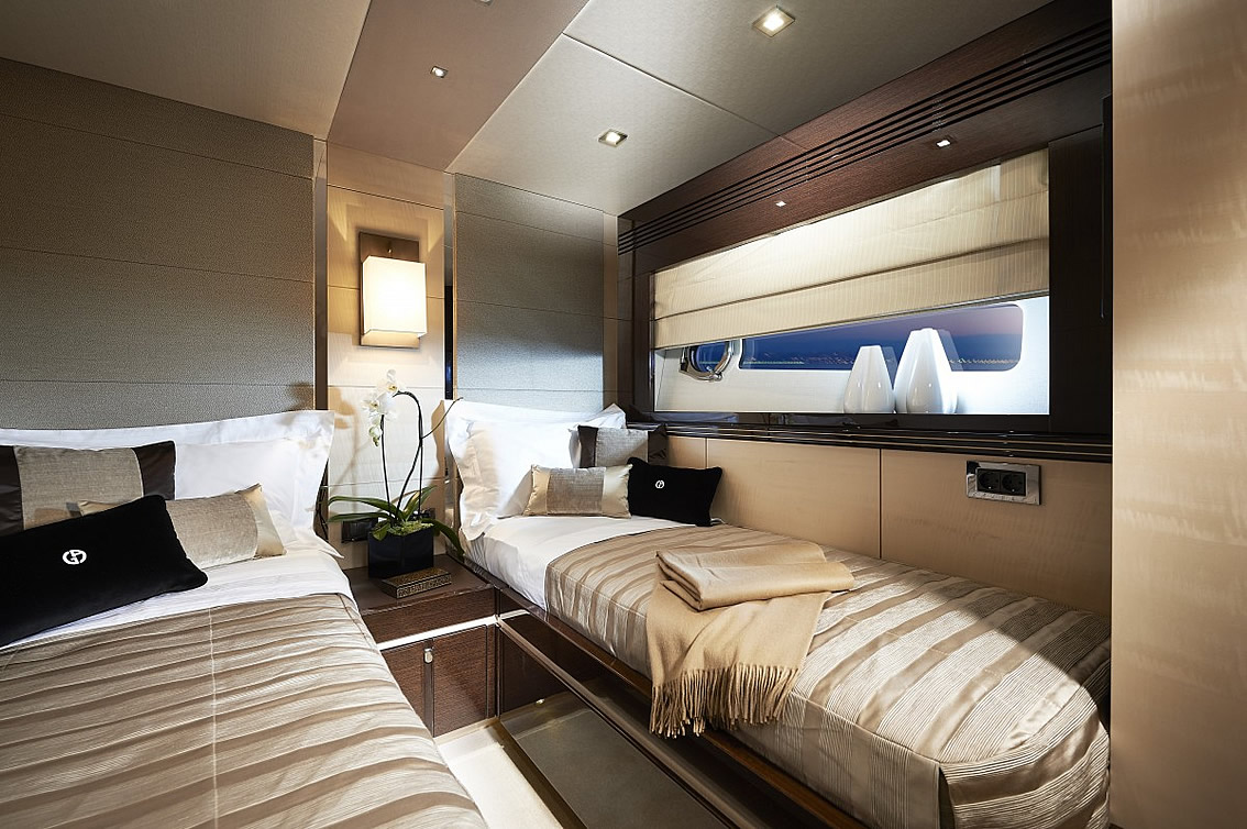 Tasteful Twin Guest Cabin