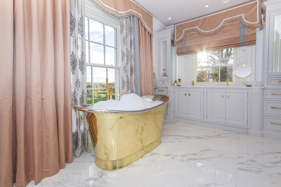 Gold Freestanding Bath