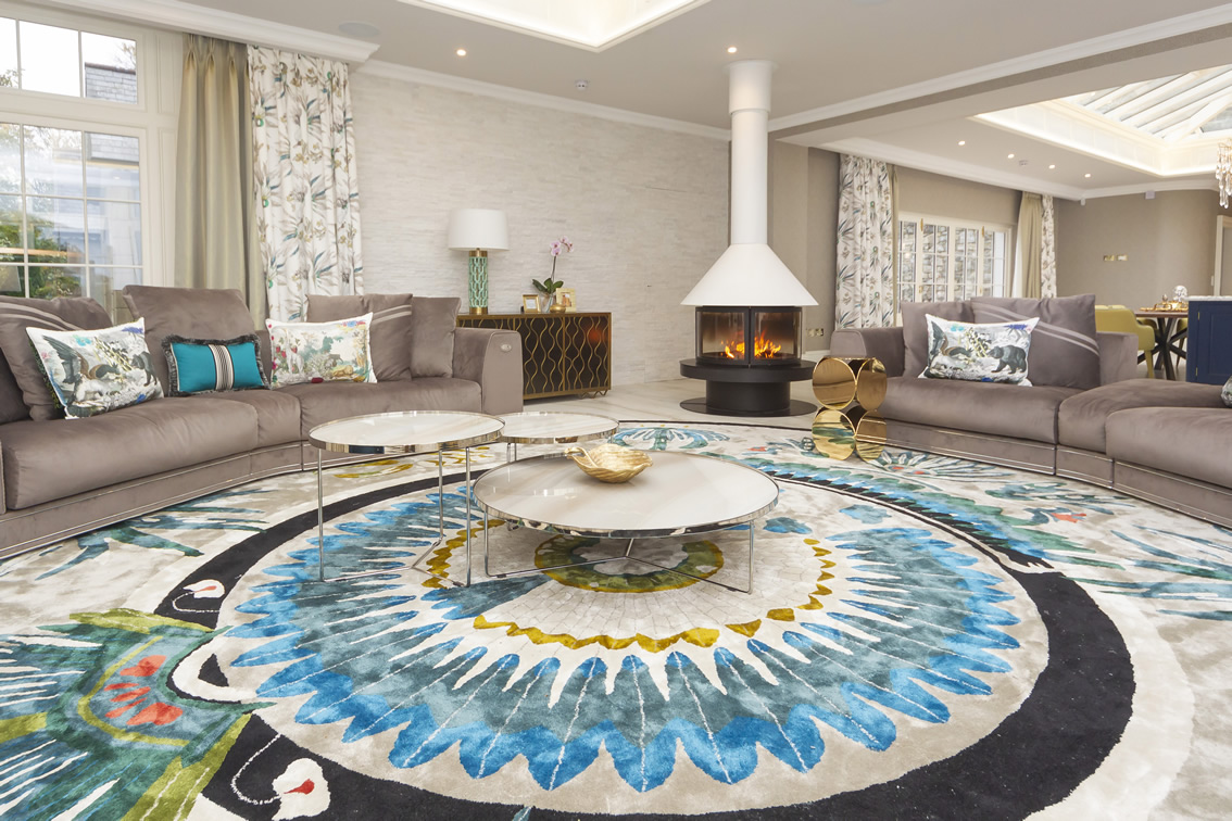 Luxurious Living Area