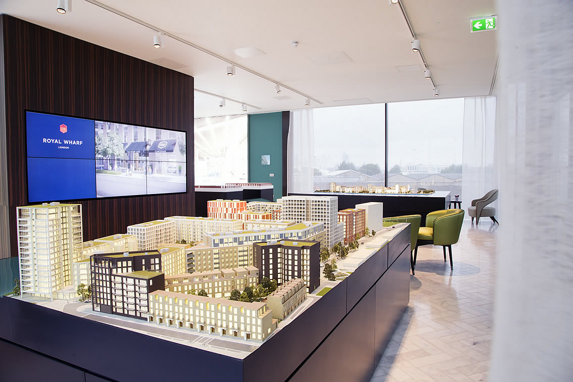 Royal Wharf Model