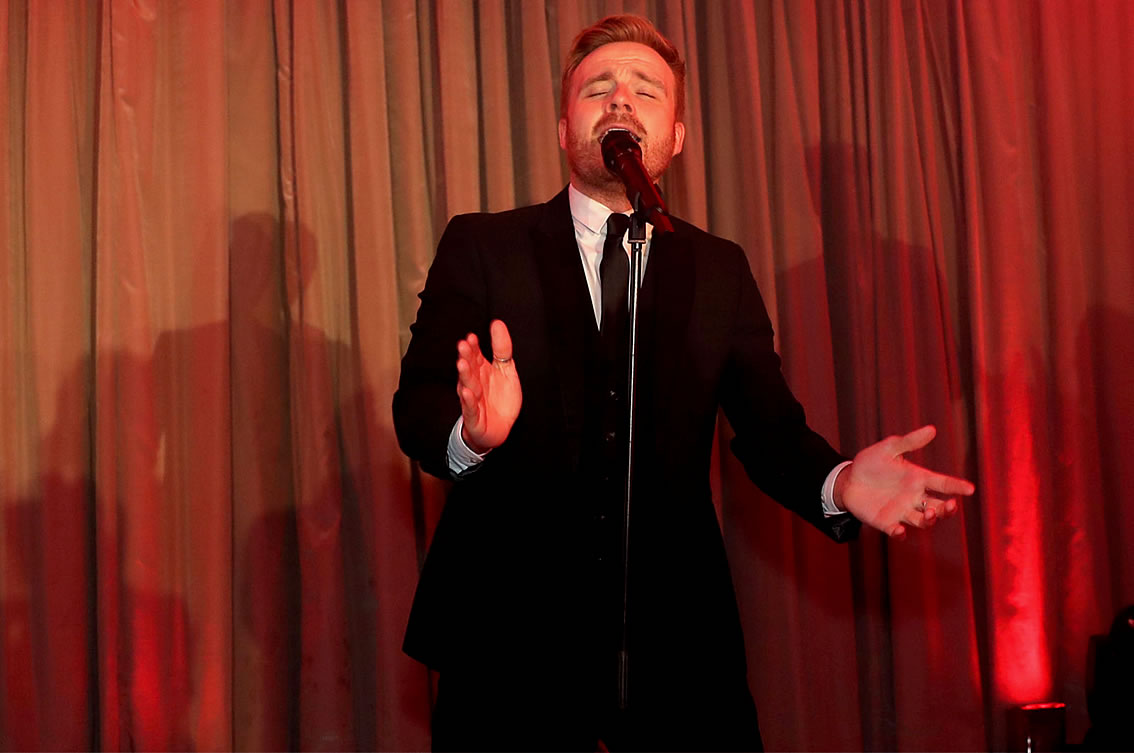 Daisy Ball - Kris Turnbull Event