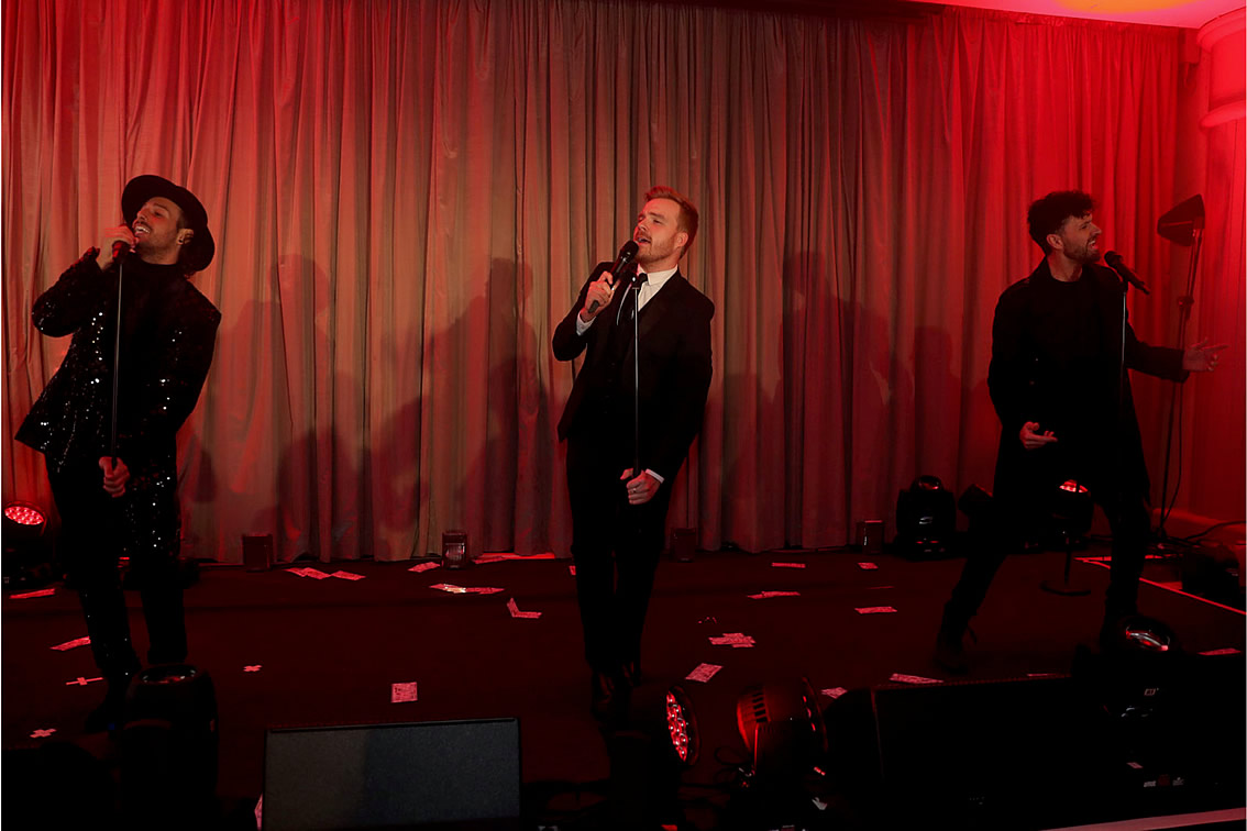 Daisy Ball - Kris Turnbull Event